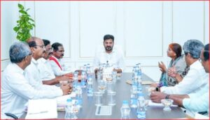 Revanth slams Centre over cropprocurement, urges Left parties to join fight