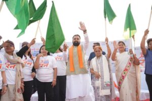 Samrat Choudhary flags off run inPatna to support Nari Shakti Vandan Act